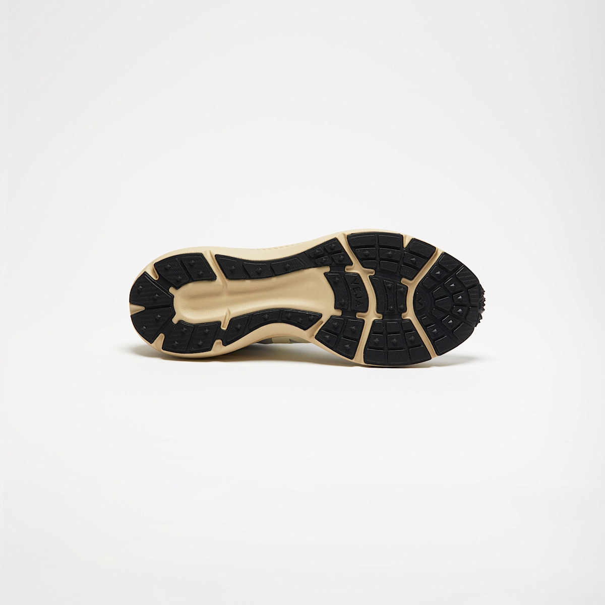 CONDOR 3 ADVANCED ENGINEERED-MESH SILVER ALMOND - Image 4