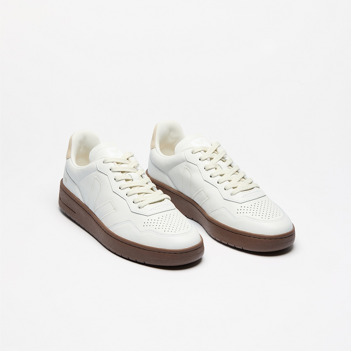 V-90 LEATHER WHITE PIERRE ALMOND - Image 2
