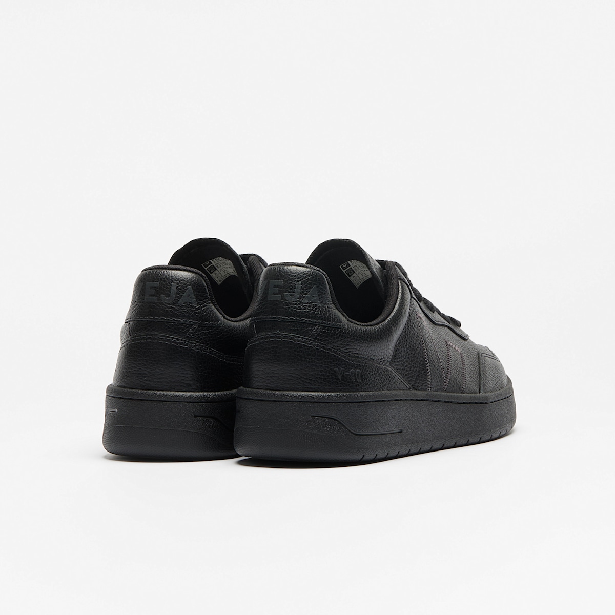 V-90 GRAINED OILED LEATHER FULL BLACK - Image 3